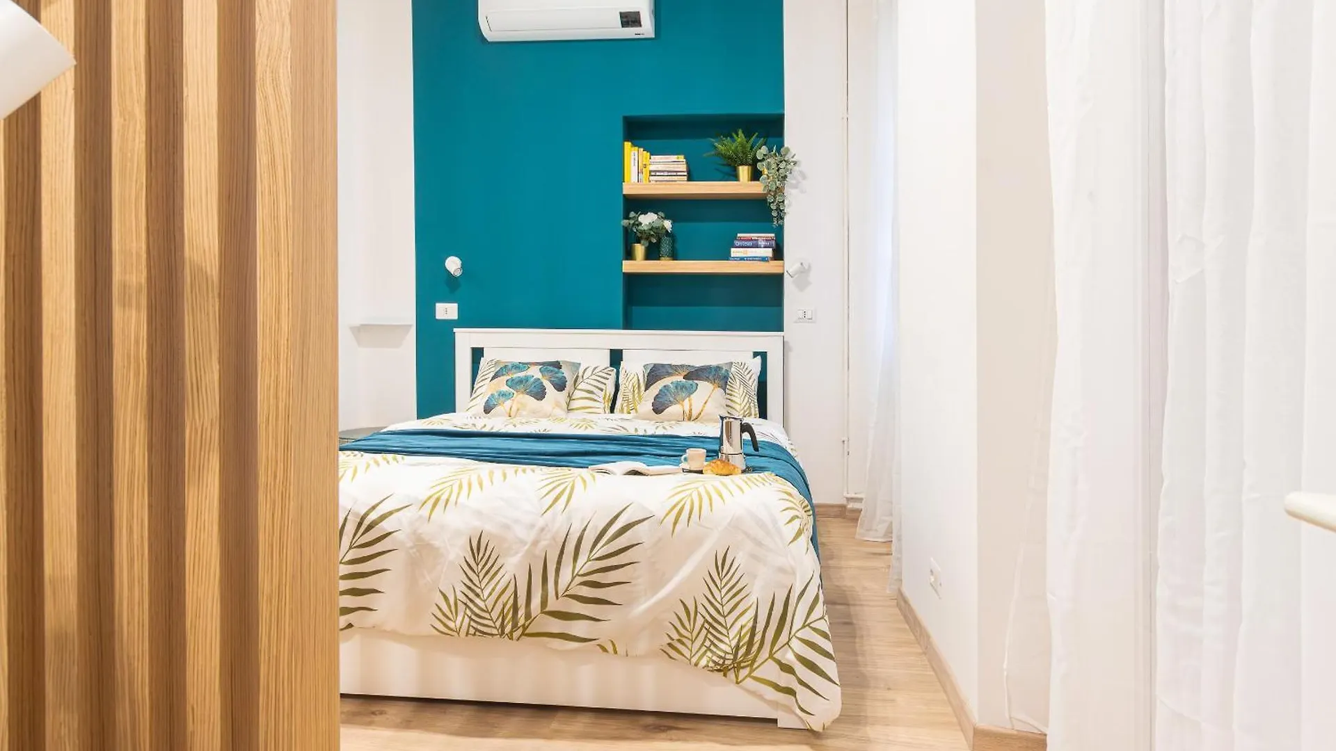 Design Apartment - Tricolore, Macedonio Melloni Milan