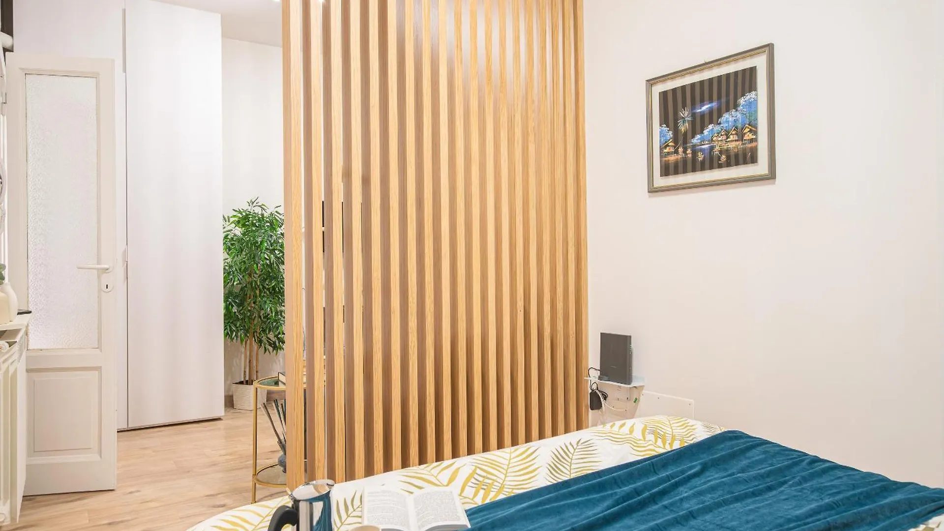 Design Apartment - Tricolore, Macedonio Melloni Milan